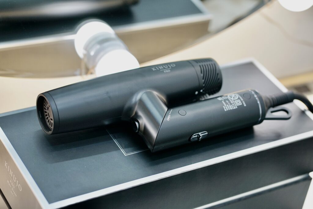 絹女プロドライヤー リファ 比較 美容師