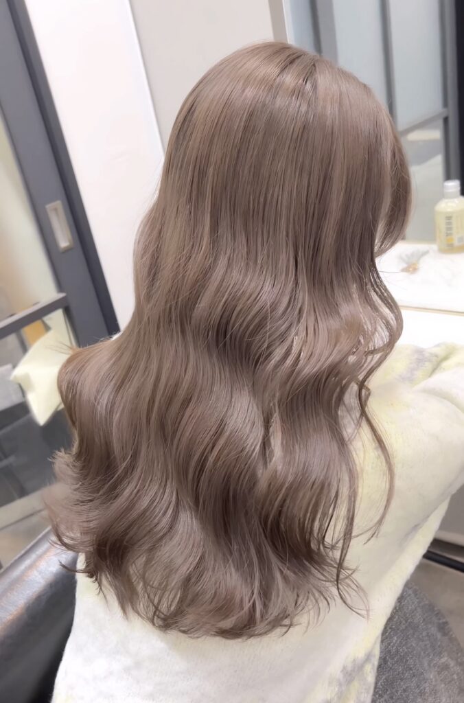 絹女プロ コテ 仕上がり 巻き髪 艶感