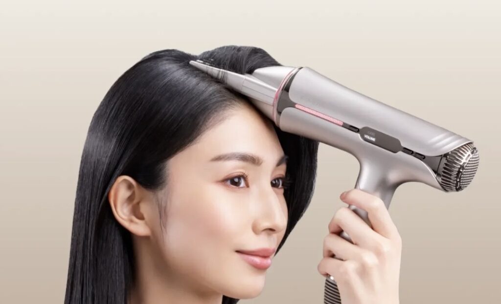 シルクプレミアムドライヤー ボリュームノズル使用